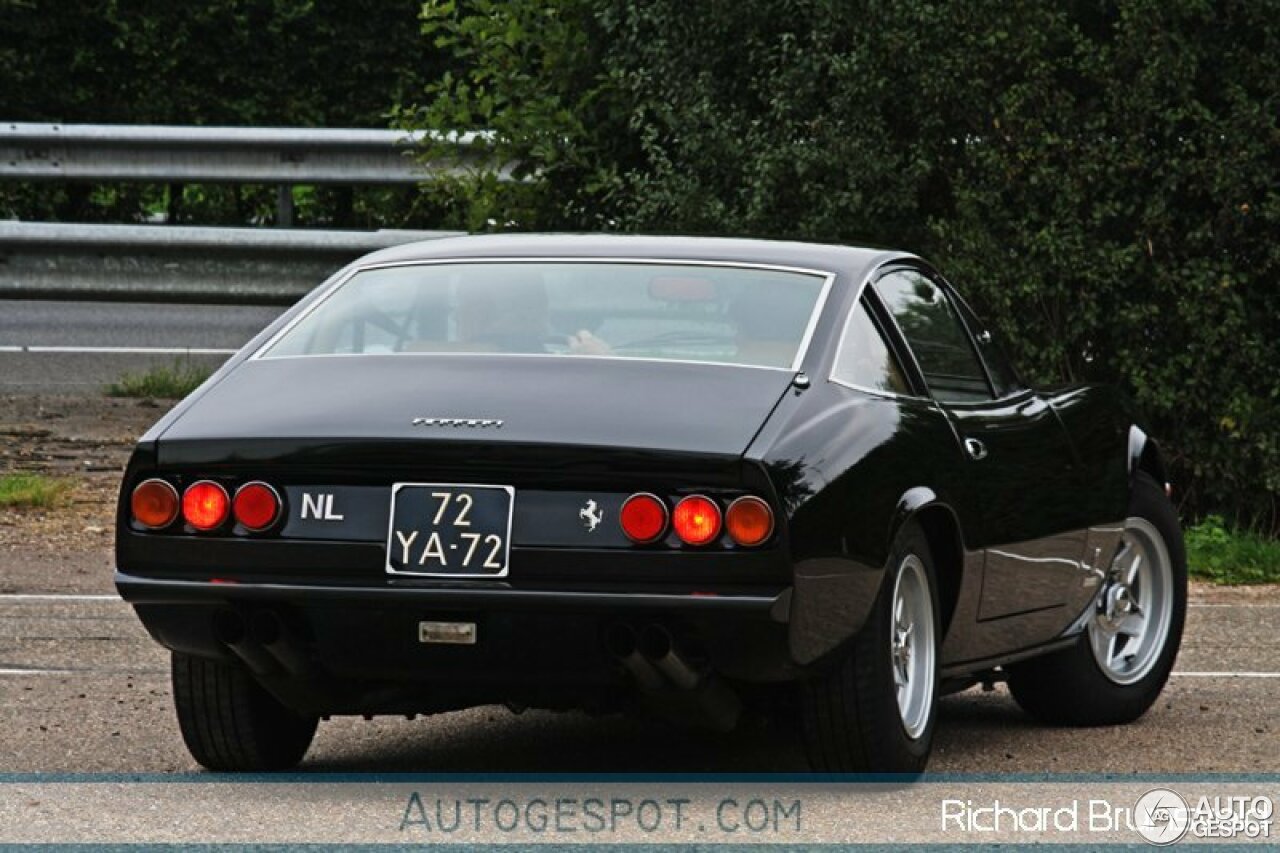 Ferrari 365 GTC/4