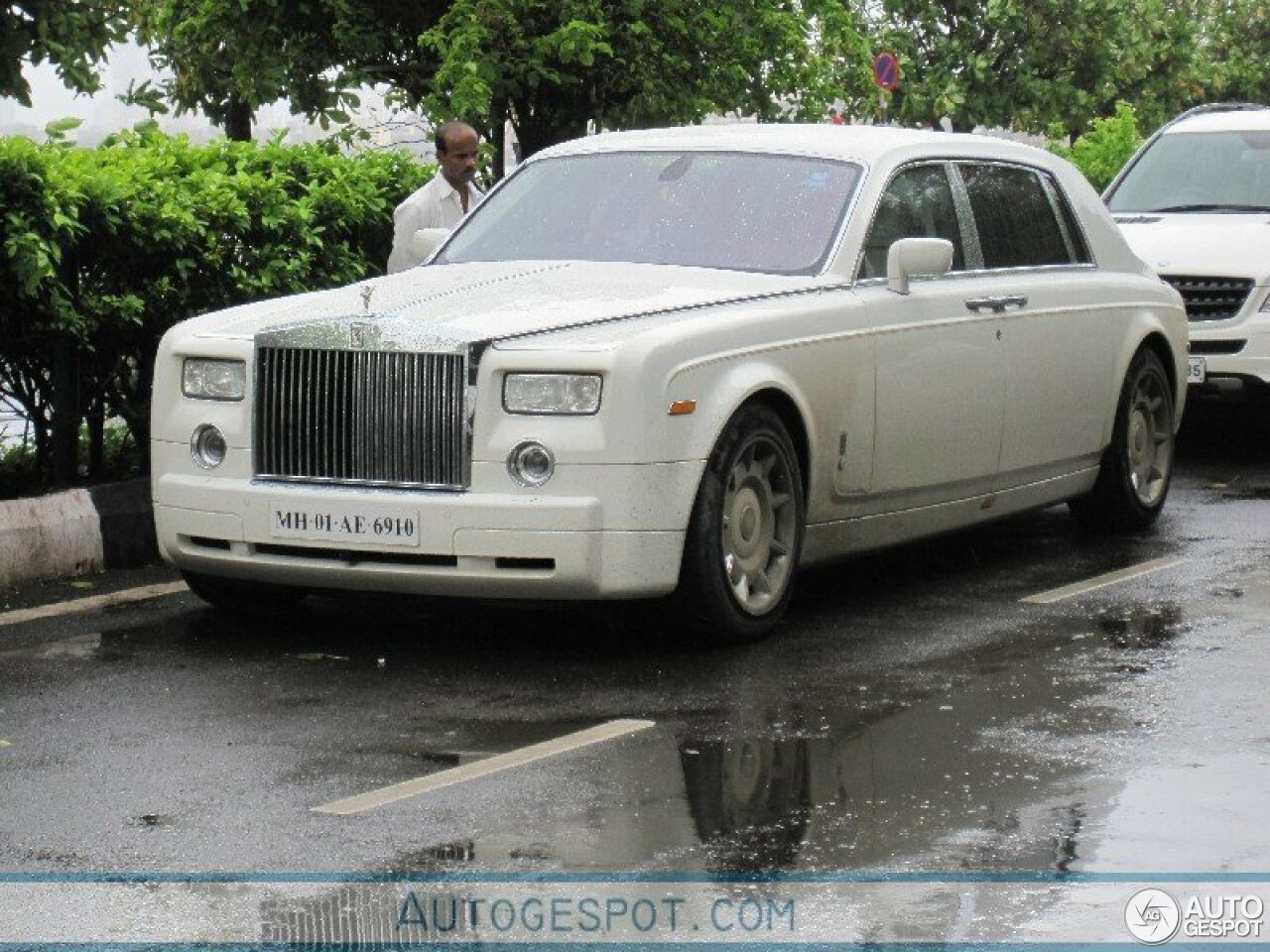 Rolls-Royce Phantom EWB