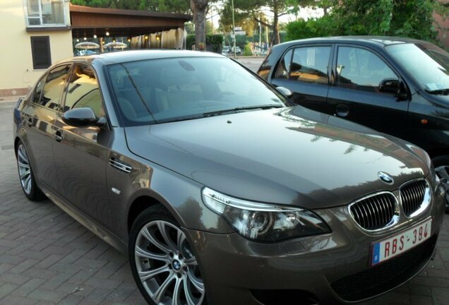 BMW M5 E60 2005