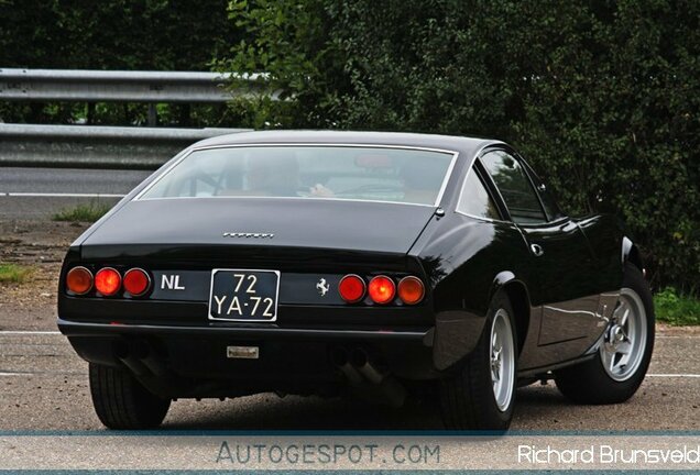 Ferrari 365 GTC/4