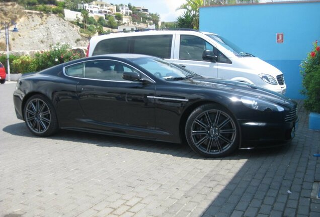 Aston Martin DBS