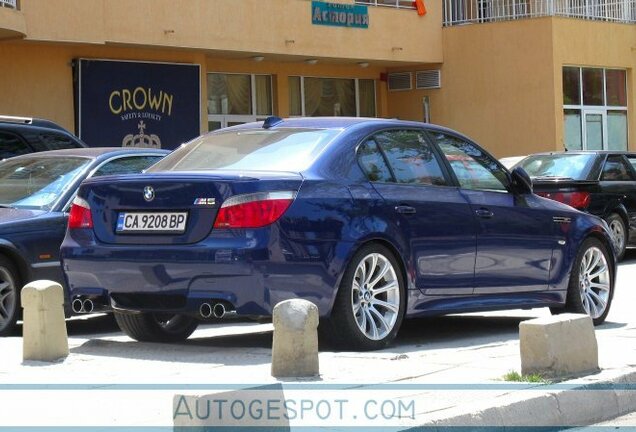 BMW M5 E60 2005