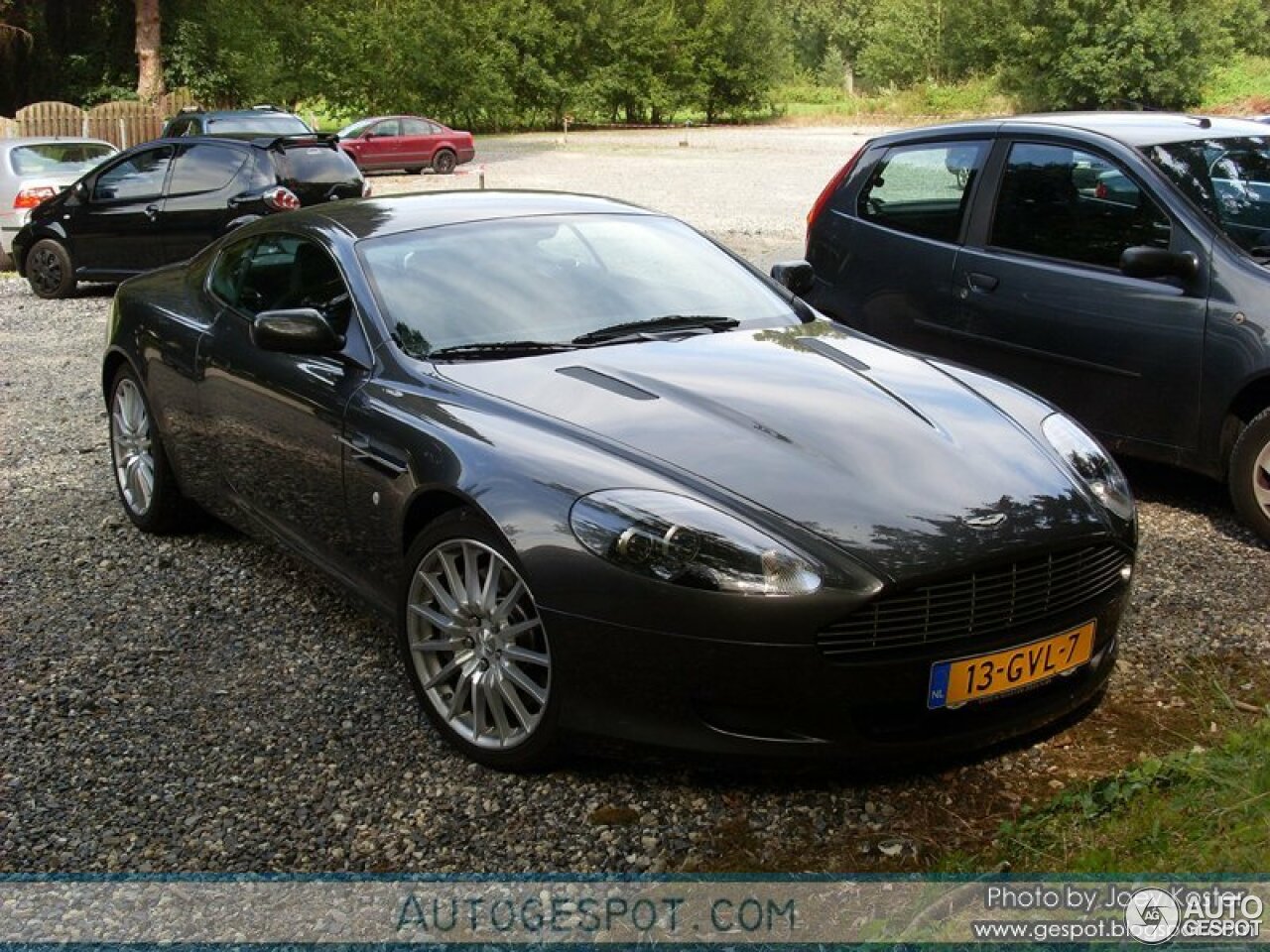 Aston Martin DB9