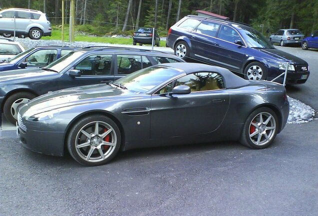 Aston Martin V8 Vantage Roadster