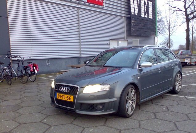 Audi RS4 Avant B7