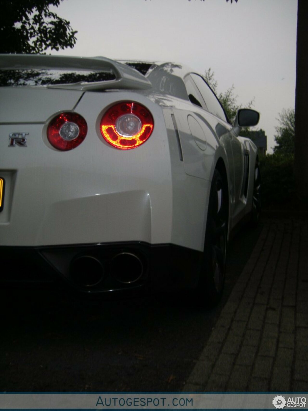 Nissan GT-R