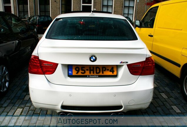 BMW M3 E90 Sedan 2009