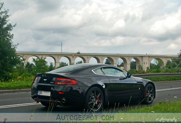 Aston Martin V8 Vantage