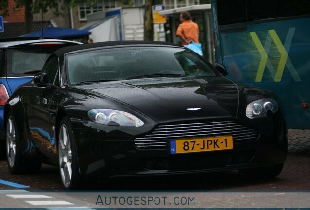 Aston Martin V8 Vantage Roadster