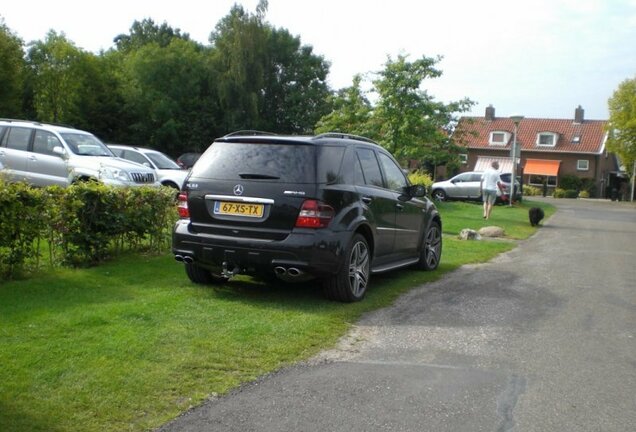 Mercedes-Benz ML 63 AMG W164