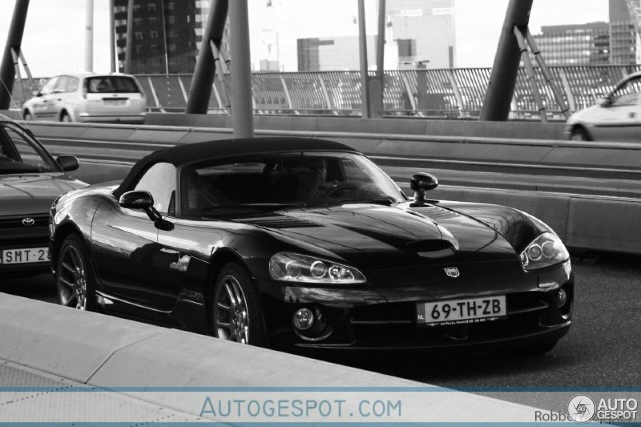 Dodge Viper SRT-10 Roadster 2003