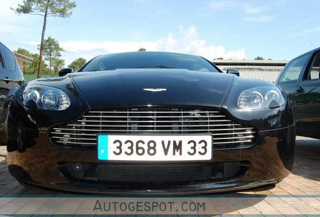 Aston Martin V8 Vantage