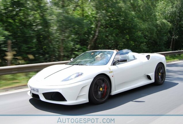 Ferrari Scuderia Spider 16M