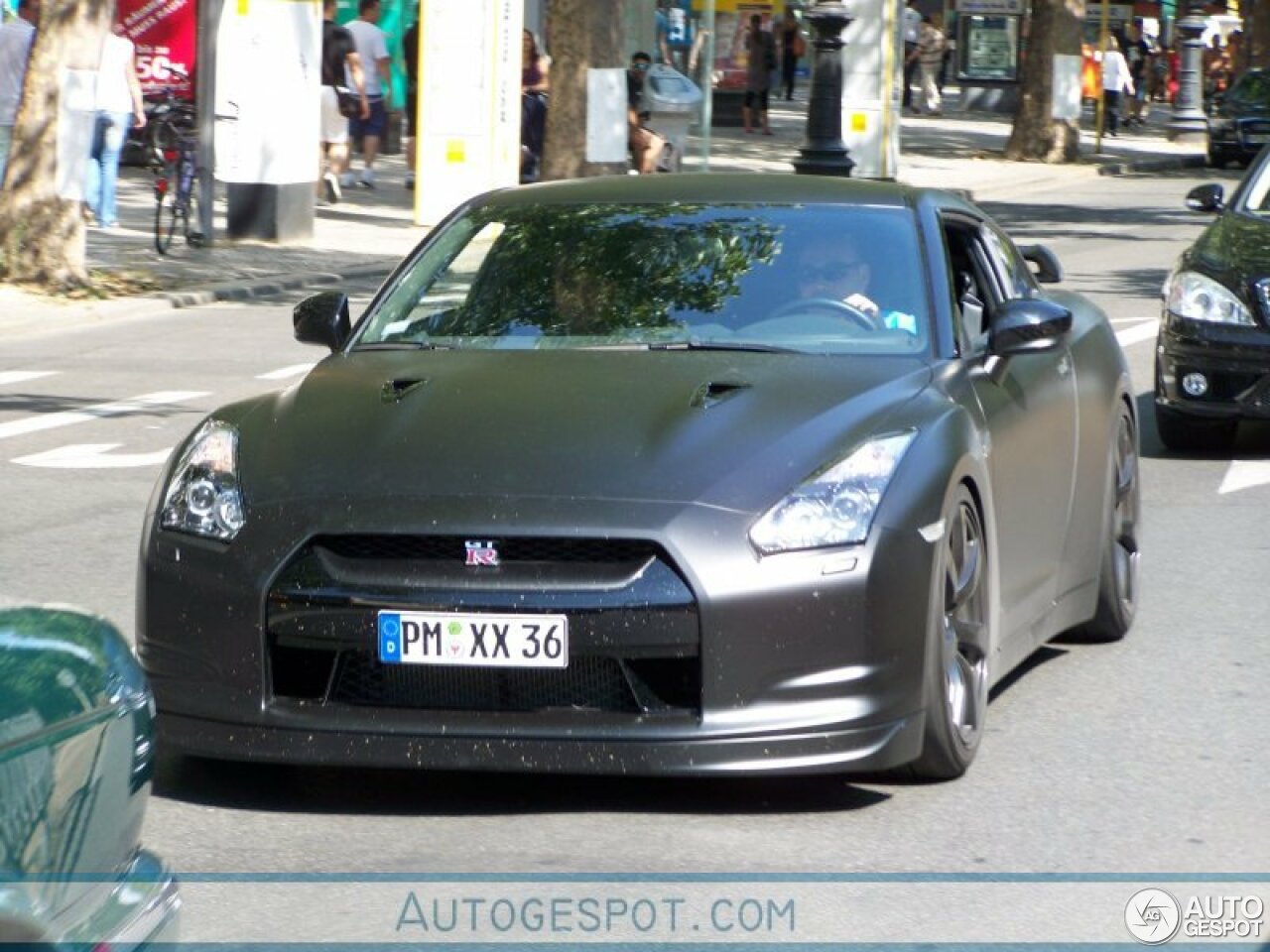 Nissan GT-R