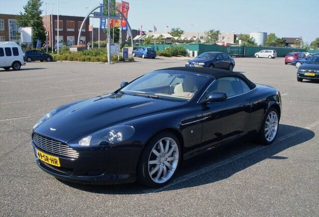 Aston Martin DB9 Volante