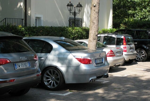 BMW M5 E60 2005