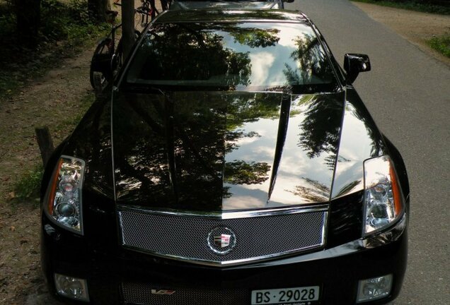 Cadillac XLR-V