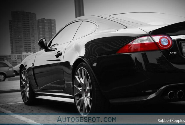 Jaguar XKR-S