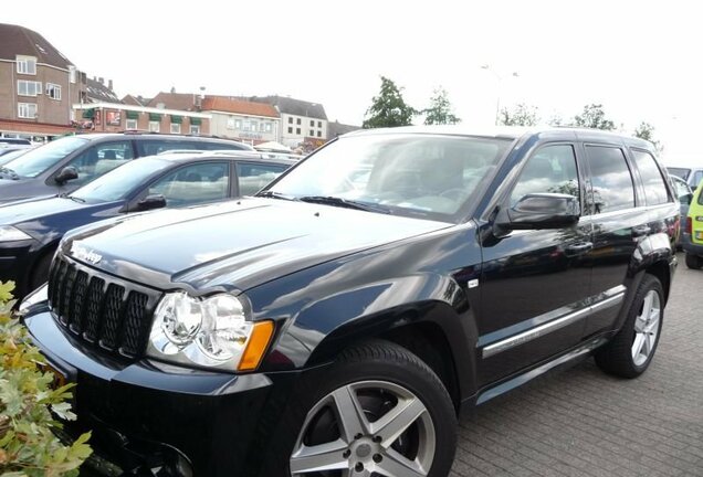 Jeep Grand Cherokee SRT-8 2005