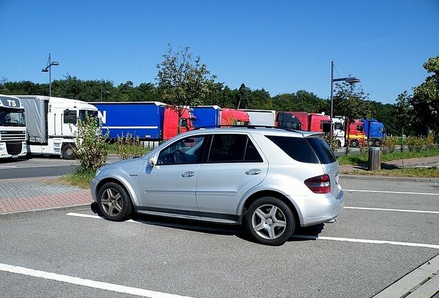 Mercedes-Benz ML 63 AMG W164