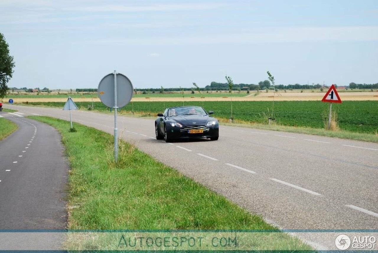 Aston Martin V8 Vantage Roadster