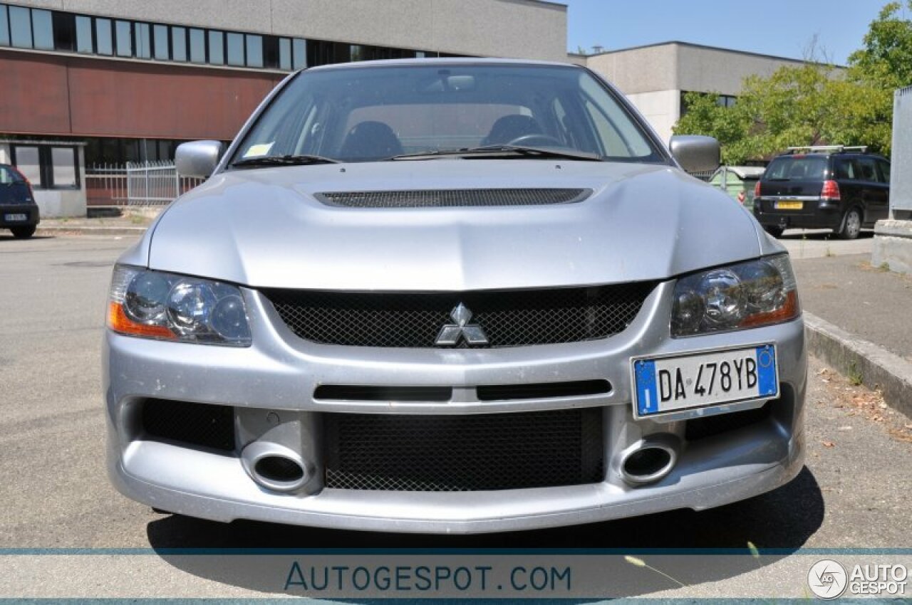 Mitsubishi Lancer Evolution IX