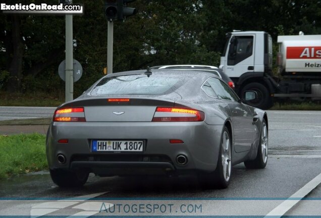 Aston Martin V8 Vantage