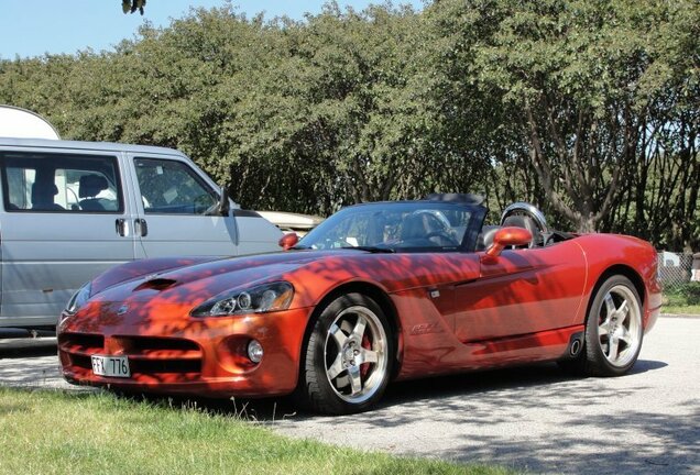 Dodge Viper SRT-10 Roadster 2003