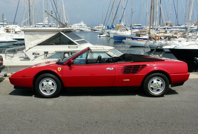 Ferrari Mondial 3.2 Cabriolet