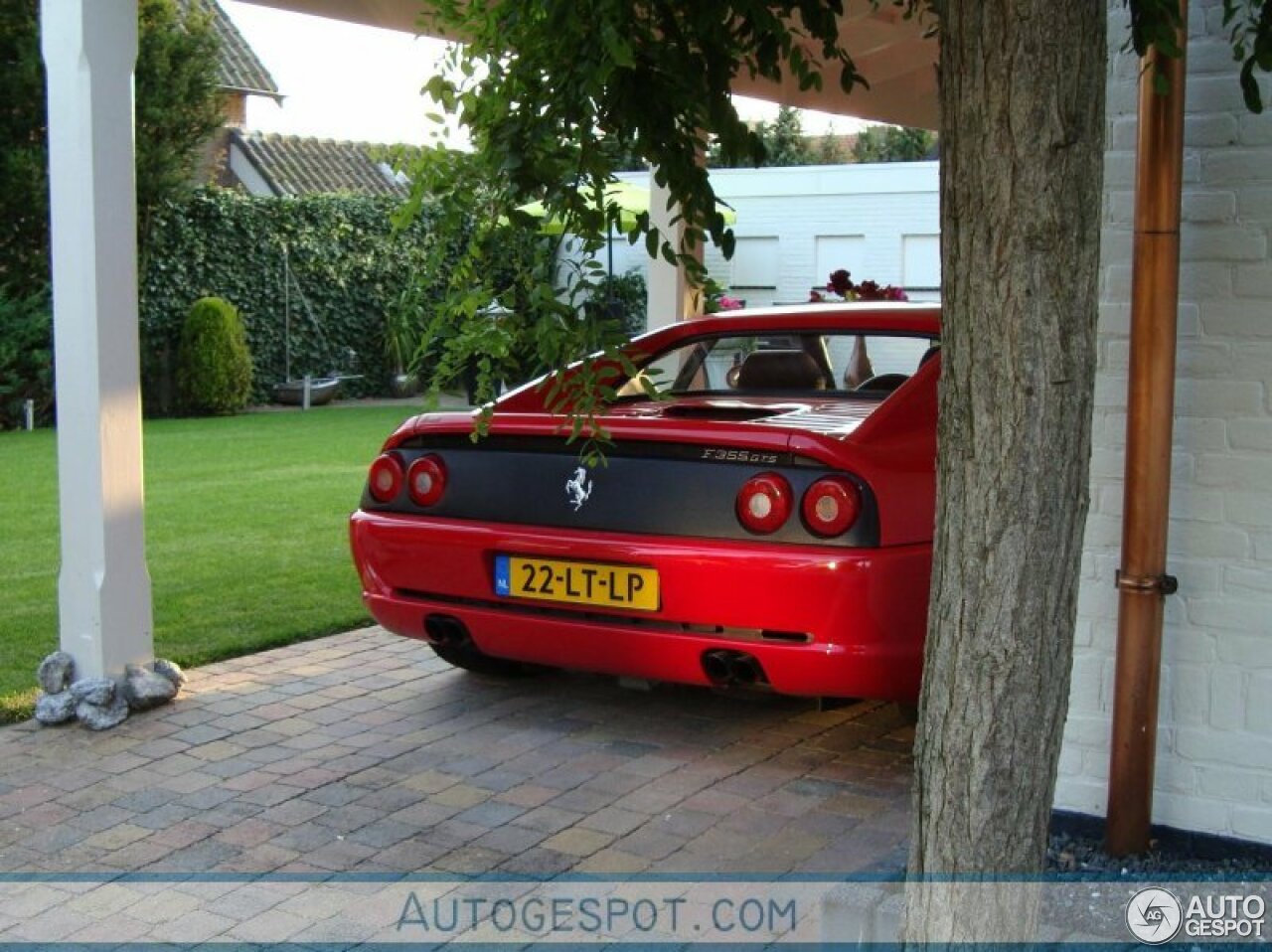 Ferrari F355 GTS