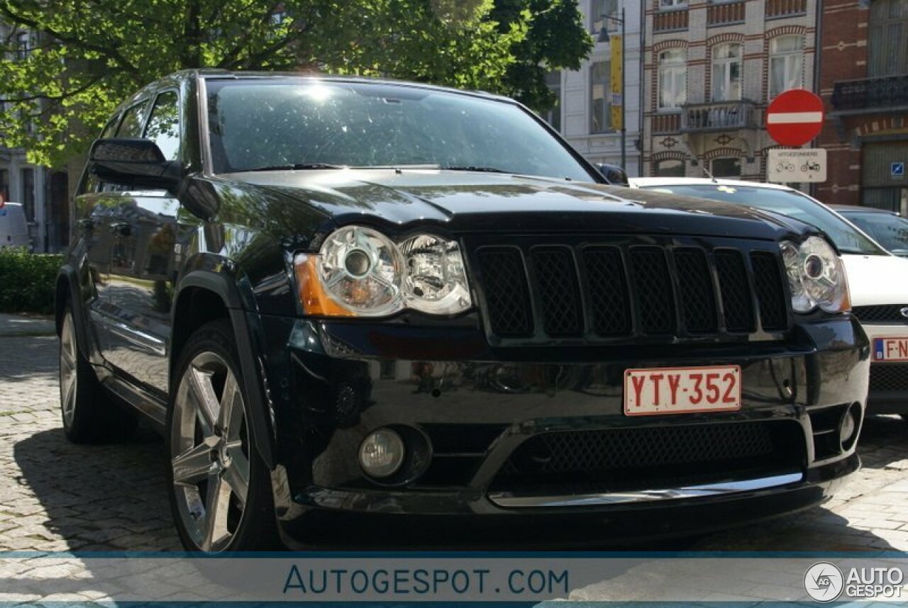 Jeep Grand Cherokee SRT-8 2005