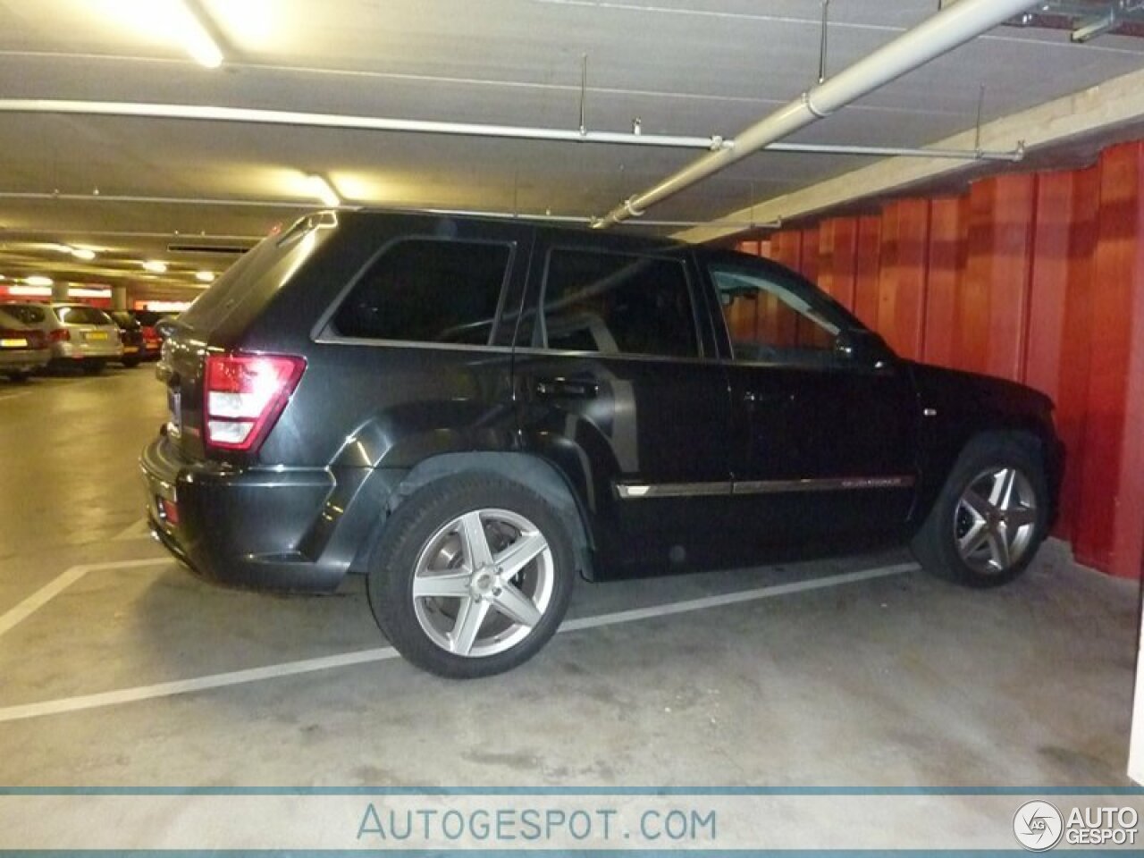 Jeep Grand Cherokee SRT-8 2005