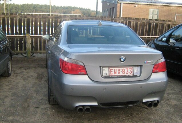 BMW M5 E60 2005