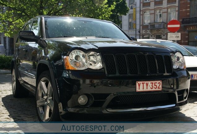 Jeep Grand Cherokee SRT-8 2005