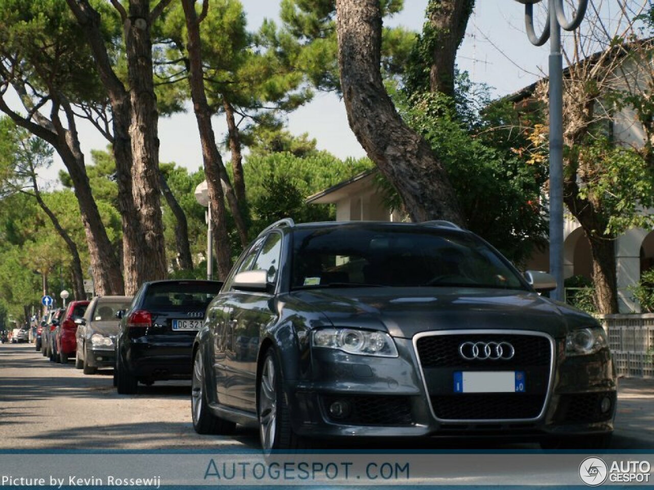 Audi RS4 Avant B7