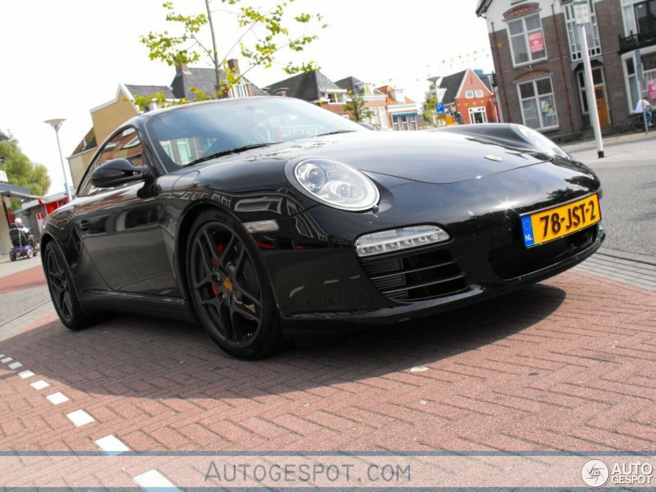 Porsche 997 Carrera 4S MkII Pon Edition