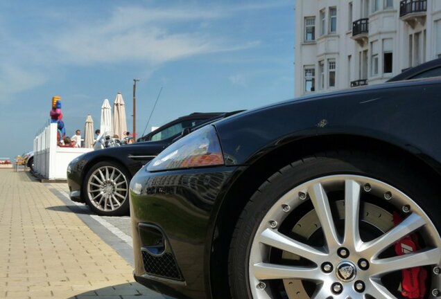 Aston Martin DB9 Volante