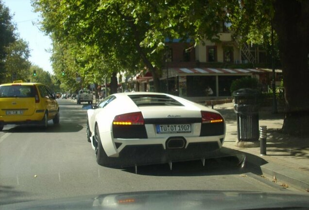 Lamborghini Murciélago LP640