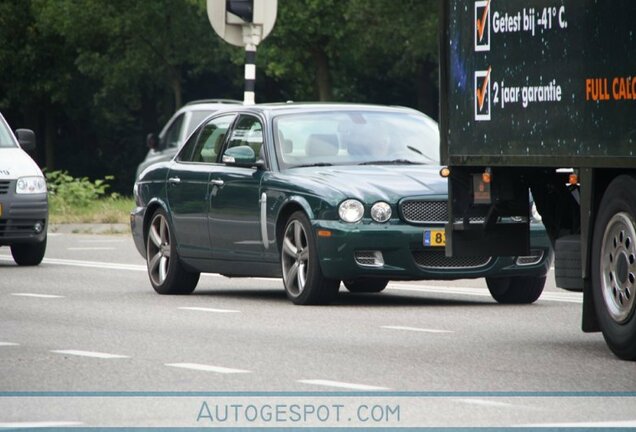 Jaguar XJR