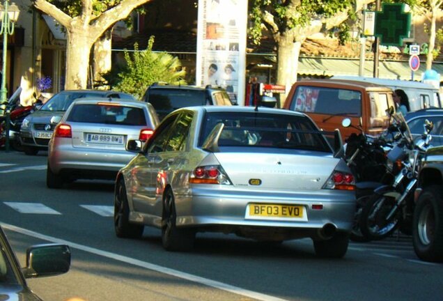 Mitsubishi Lancer Evolution VIII MR FQ-300