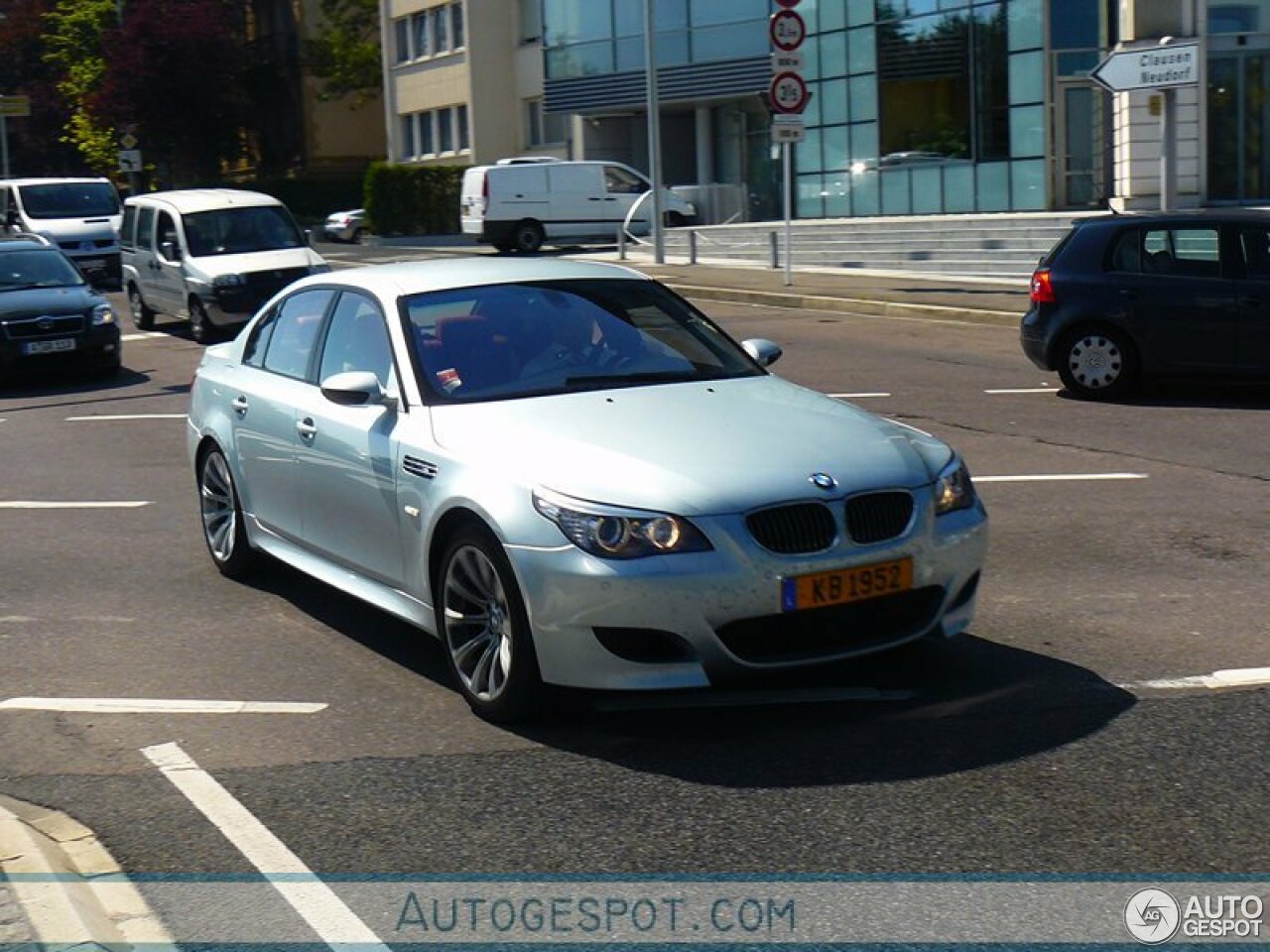 BMW M5 E60 2005