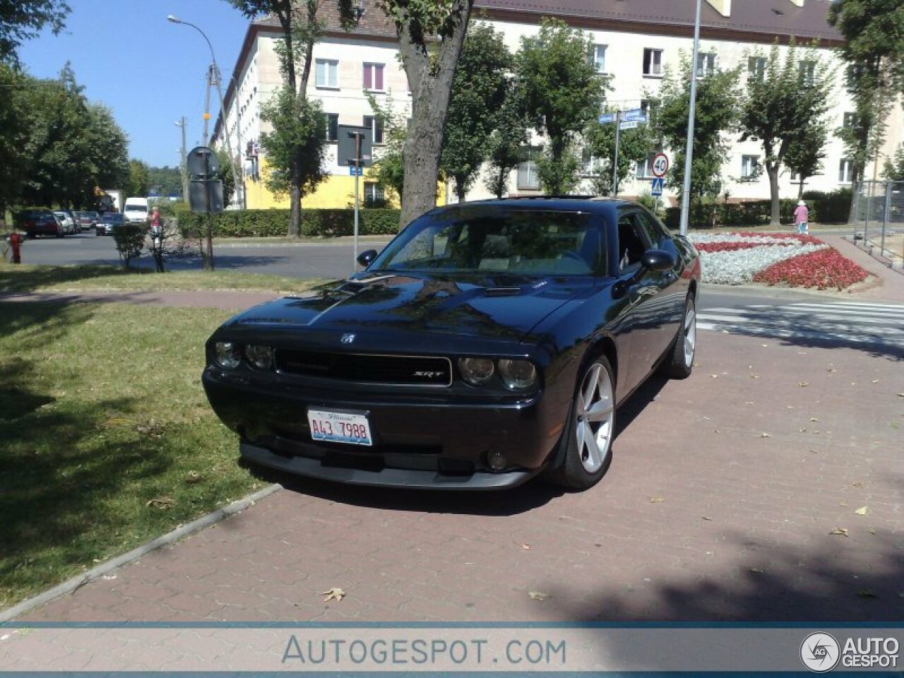 Dodge Challenger SRT-8