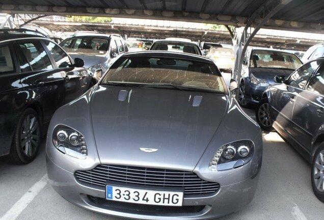 Aston Martin V8 Vantage