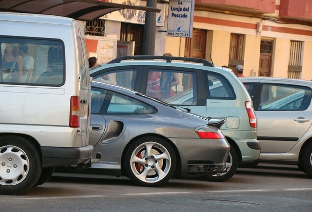 Porsche 996 Turbo