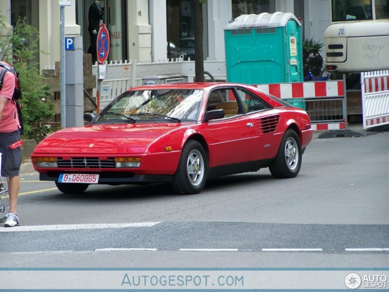 Ferrari Mondial 3.2