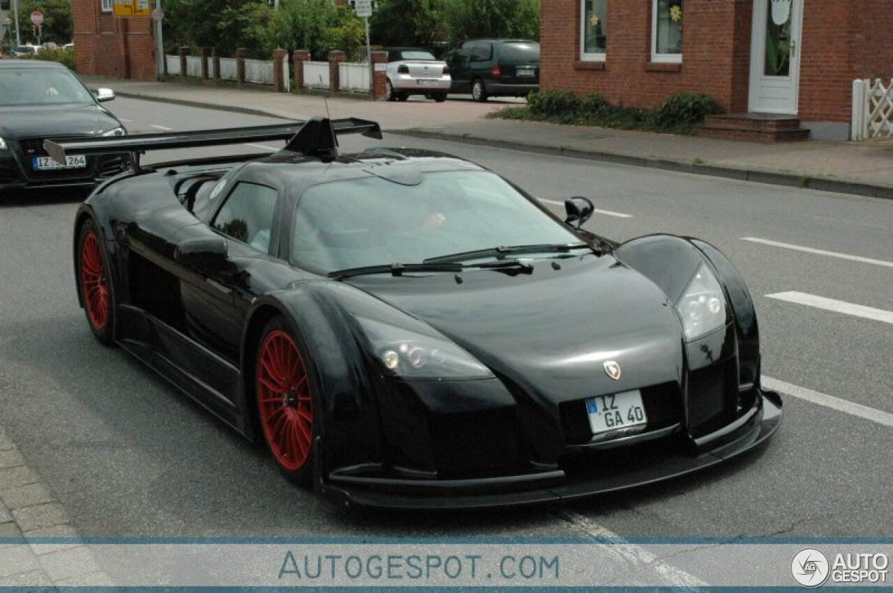 Gumpert Apollo