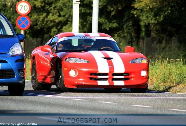 Dodge Viper GTS