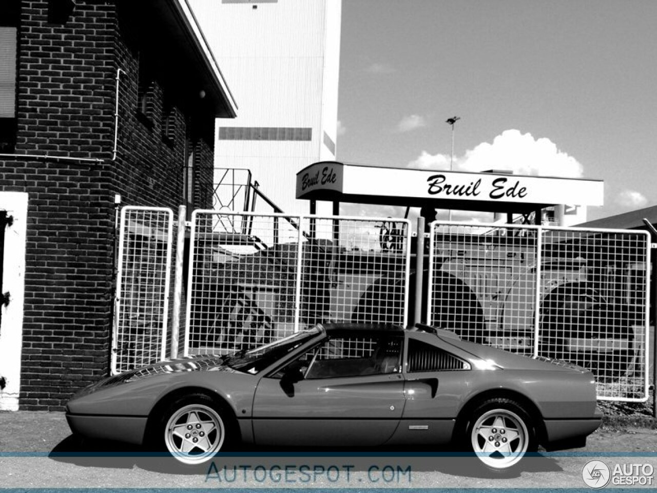 Ferrari 328 GTS