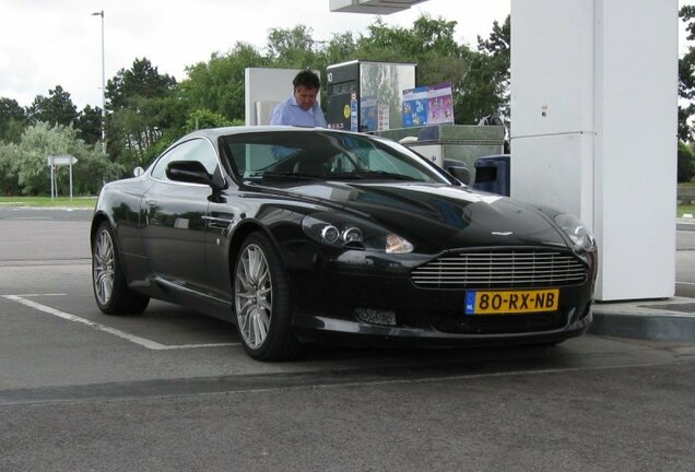 Aston Martin DB9