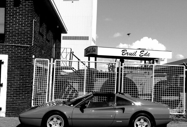 Ferrari 328 GTS